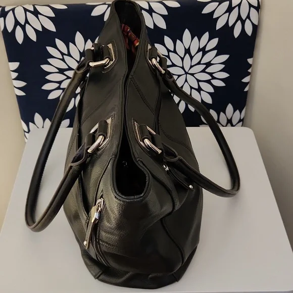Tignanello Black Pebbled Leather Black Handle Tote Bag - Picture 2 of 10
